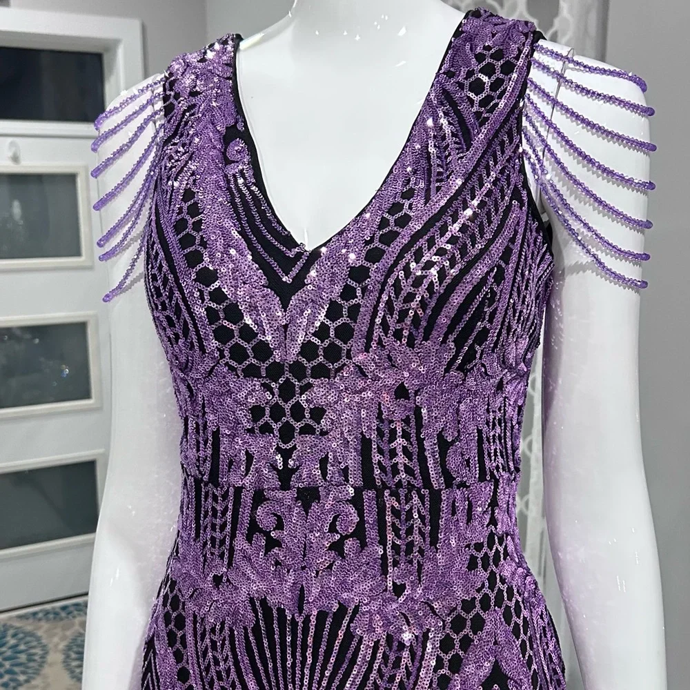 New 🟣 Purple Evening Gown with Beaded Shoulders and Long train. - Picture 3 of 16